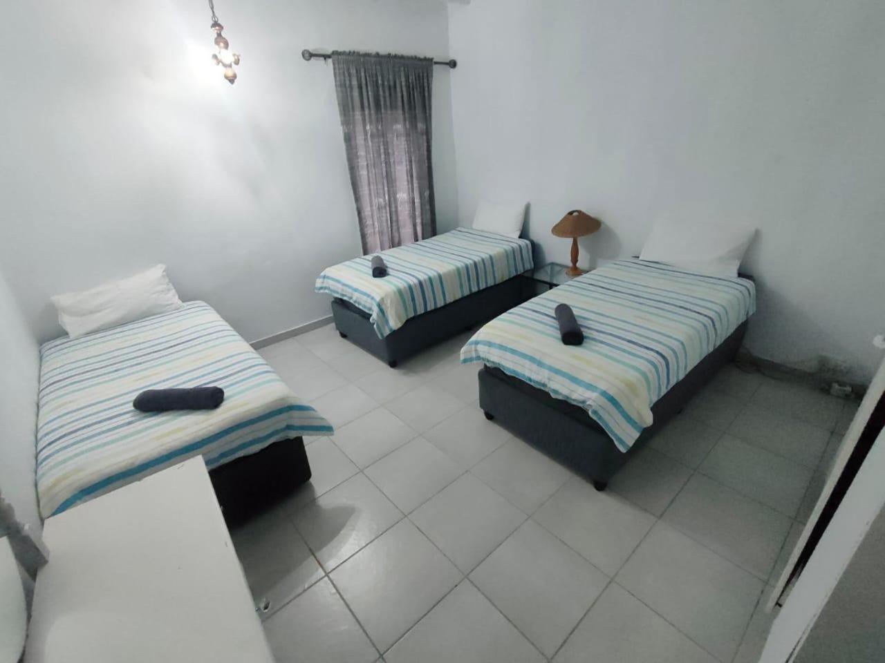 Blue Mountain Farm Lodge, Cabins & Cottages Swellendam Room photo