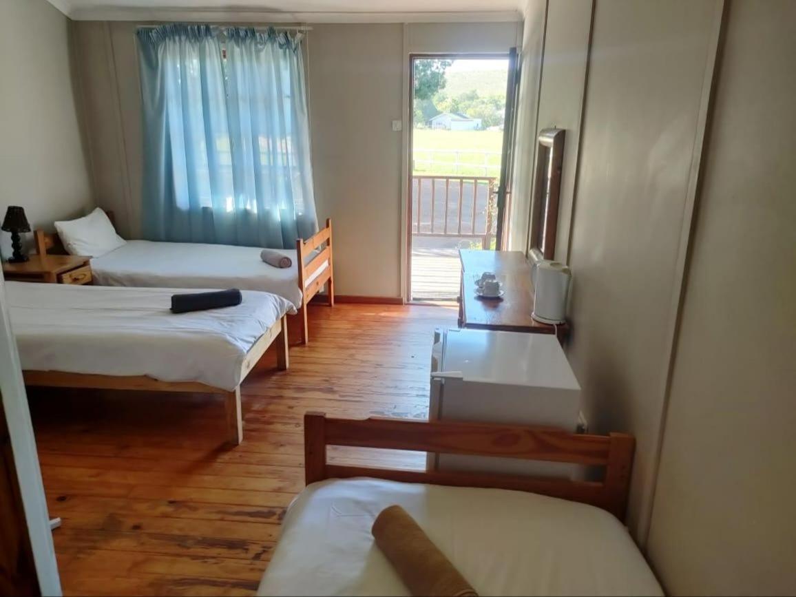 Blue Mountain Farm Lodge, Cabins & Cottages Swellendam Room photo