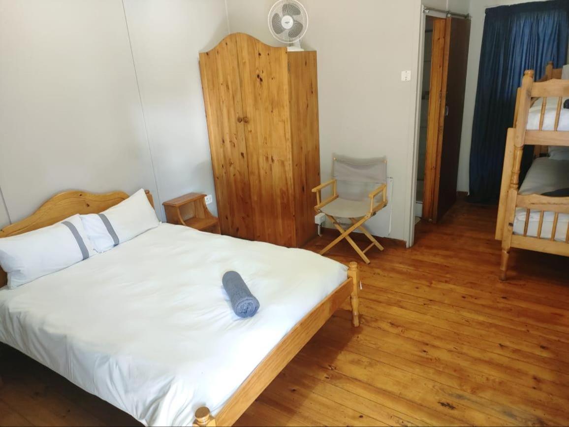 Blue Mountain Farm Lodge, Cabins & Cottages Swellendam Room photo