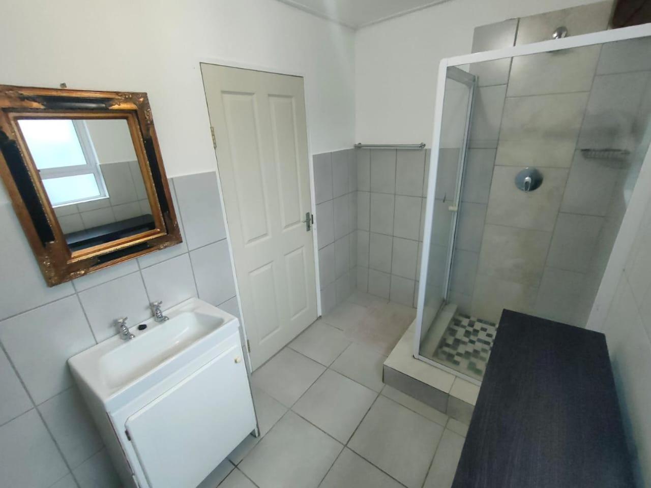 Blue Mountain Farm Lodge, Cabins & Cottages Swellendam Room photo